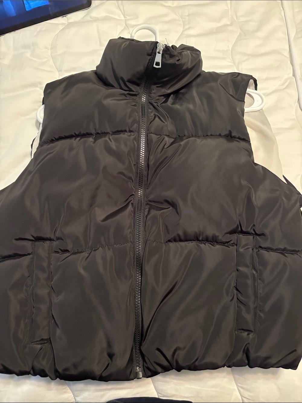 Women's Black Quilted Puffer Vest - Sleeveless Jacket